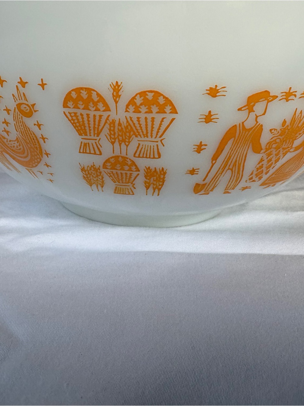 RARE Vintage Pyrex Pumpkin Orange Butterprint 4 Qt Cinderella Mixing Bowl #444 A
